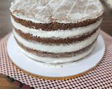 عکس مرحله 8 از دستور کیک جنگل سیاه (Black Forest Cake)