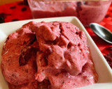 Foto del paso 3 de la receta: Helado de yogur y frutos rojos