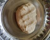 A picture of step 3 of Vegetables schezwan momos.