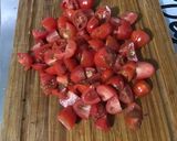 Une image de l'étape 5 de Moules à l'oignon rouge tomates coriandre et crème.