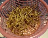 รูปขั้นตอนการทำที่ 2 ของ ไก่ผัดพริกแกง (เจ)