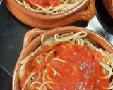Φωτογραφία βήματος 4 της συνταγής Spaghetti στο φούρνο σε πήλινα μπόλ