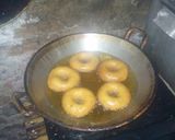 Foto langkah ke 3 dari resep Donat ubi kuning.