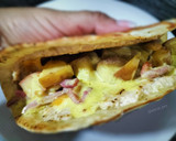 Foto del paso 8 de la receta: Taco burger de pollo con manzana, bacon y salsa miel mostaza
