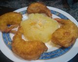 Foto del paso 6 de la receta: Gambas en gabardina con guarnición de puré de patata y queso