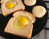 A picture of step 4 of Egg in a nest.