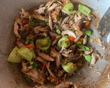 Foto langkah ke 4 dari resep Tongkol Suir Pete Lombok Iko.