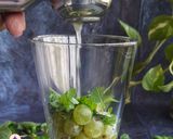 A picture of step 3 of Grapes Mojito.