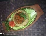 A picture of step 10 of Vegetables fried rice with Manchurian.