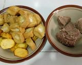 Foto langkah ke 1 dari resep Semur daging, tahu dan kentang.