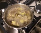 Une image de l'étape 5 de Soupe asiatique épicée aux blettes, tomate et bouillon de chevreau.