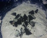 A picture of step 1 of Oreo ice cream with cake pre-cuts..