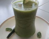 A picture of step 4 of Minty Bottle guard and drumstick juice.