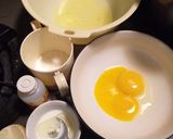 Foto langkah ke 1 dari resep Souffle Pancake.