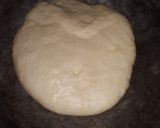 A picture of step 1 of Cheese burst pizza.