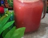 A picture of step 4 of Apple carrots orange juice.