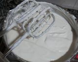 A picture of step 1 of Blueberry souffle.