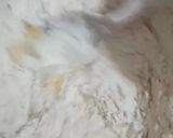 A picture of step 4 of Egg Coin Cookie.