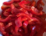 Foto del paso 1 de la receta: Pizza de pimiento rojo