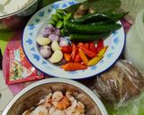 Foto langkah ke 2 dari resep Jangan nDeso Udang & Tahu.