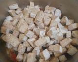 Foto langkah ke 3 dari resep Tumis tempe gembus.
