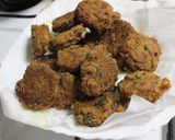 A picture of step 3 of Semolina Egg Pakoras.