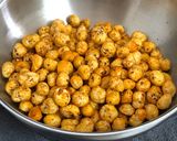 A picture of step 6 of Spicy Garlic Makhana.