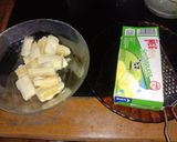 Foto langkah ke 5 dari resep Bolu/Roti kukus(Tanpa telor) isian pisang keju.