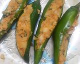 A picture of step 1 of Potato stuff chillies.