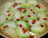 枸杞雞汁燴絲瓜的食譜步驟5照片