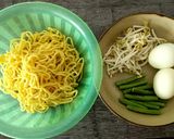 Gambar langkah 1 resipi Mee Kari Ala Nyonya / Penang Curry Noodle.