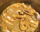 A picture of step 3 of Mushroom & Almond Madras.
