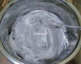 Foto langkah ke 3 dari resep Bolu Ketan Hitam Keju Lumer.