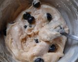 A picture of step 4 of #BHC Blueberry Muffin.