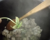 Foto del paso 2 de la receta: Mollejas de pollo al vino de pitarra