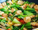 Foto langkah ke 4 dari resep Cah udang sayuran.