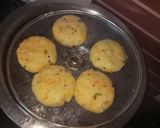 A picture of step 3 of Steamed Rice flour tikki.
