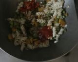 A picture of step 7 of Schezwan pasta.