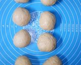 Foto langkah ke 6 dari resep Roti Meses tanpa ulen.