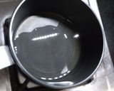 A picture of step 1 of Jain Pizza Sauce.