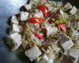Foto langkah ke 5 dari resep Tumis Tahu Toge.