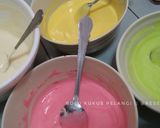Foto langkah ke 4 dari resep Bolu Kukus Pelangi.