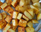 পনির আলু মটরের ডালনা(paneer aloor dalna recipe in Bengali) রেসিপি ধাপ - 1 ছবি