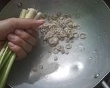 Hình bước làm 4 của món Cá tra chưng chuối cây