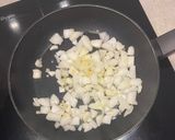 A picture of step 1 of Basmati Rice with Curry Chicken.