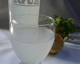 Foto del paso 2 de la receta: Agua depurativa de limón