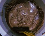 Foto langkah ke 5 dari resep Blackforest Steamed Cake.
