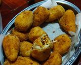 Foto del paso 7 de la receta: Coxinhas de pollo (comida típica brasileña)