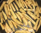 Foto del paso 5 de la receta: Papas bravas sabor panceta y hierbas