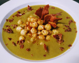 Foto del paso 7 de la receta: Crema de verduras con garbanzos y jamón crujientes